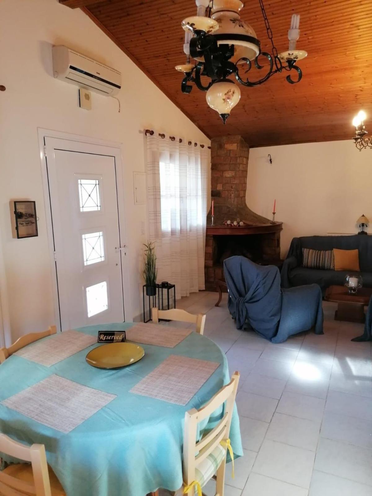 Tota'S Family House, 4 Min Walk To The Beach Levendokhórion 외부 사진